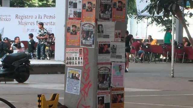 Un hombre intentó impedir que familias buscadoras pegaran ficha