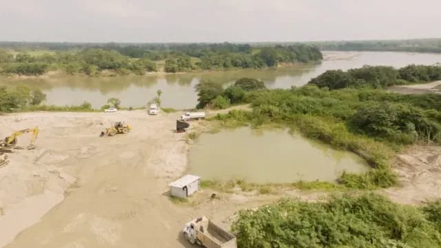 Minería afecta ríos