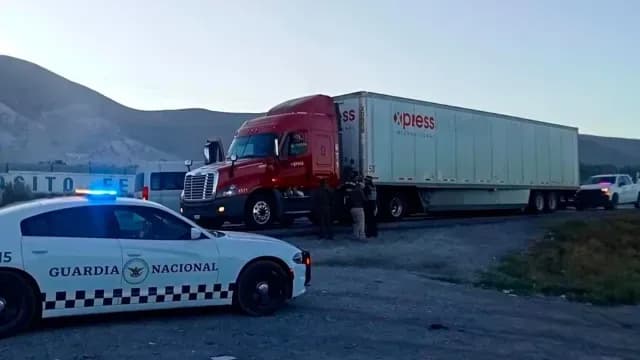 Rescatan-Menores-Migrantes-Escondidos-Trailer-Coahuila