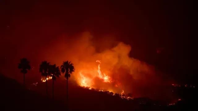 Galería Incendio Forestal Franklin en Malibú, California, Estados Unidos