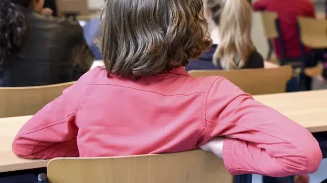 NIÑOS ESCUELA