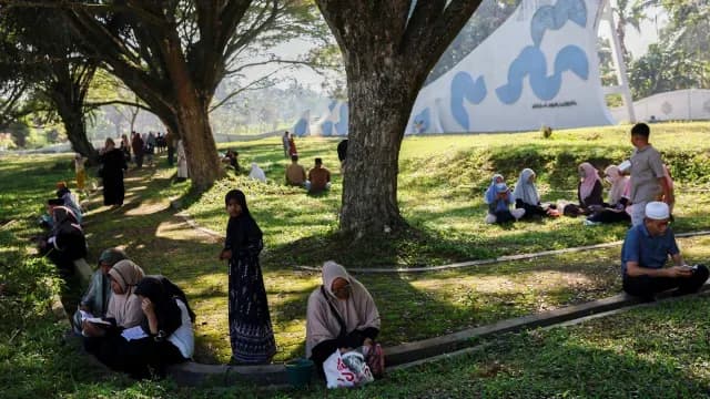 Familiares de víctimas del tsunami estuvieron en Sirion. Foto: Reuters