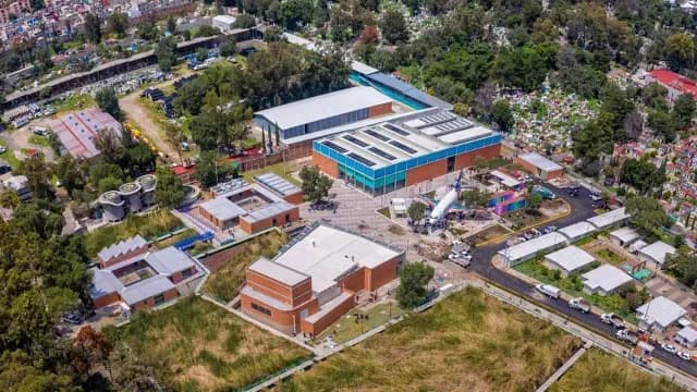 Utopía Huizachtepetl en el Cerro de la Estrella en la CDMX. Foto: X @ClaraBrugadaM