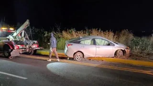 Seis integrantes de una familia heridos por un tope mal señalizado en la carretera Atlixco-Metepec. Foto: N+