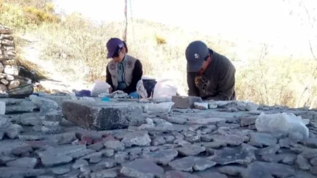 Hallan tumbas zapotecas prehispánicas en Oaxaca