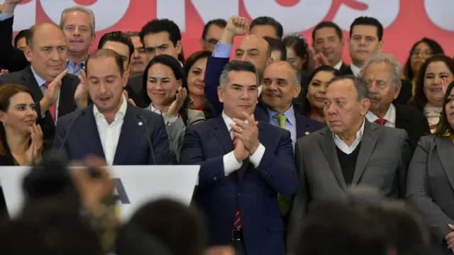 Anuncio de la alianza Va por México