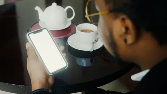 Graba la pantalla de tu celular para subir un estado con música a WhatsApp