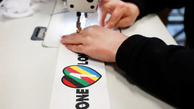 Fabricación brazalete one love fifa mundial qatar 2022