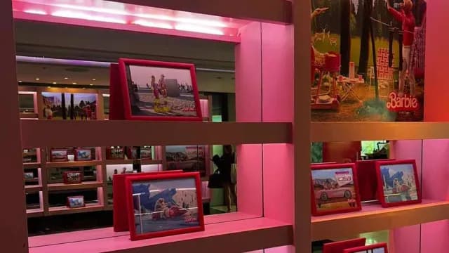Cafetería Barbie está adecuada a la película. Foto: Twitter @Indie5051.