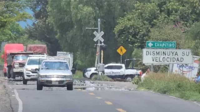 Reapertura de carreteras en Michoacán