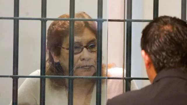 Juana Barraza es trasladada al hospital de Xoco