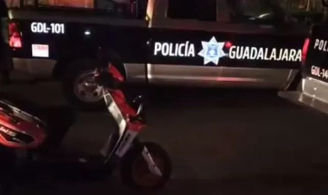 Mujer Persigue y Arrolla a Hombres que le Robaron 160 mil Pesos