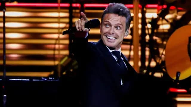Luis Miguel en la actualidad 2023 más delgado