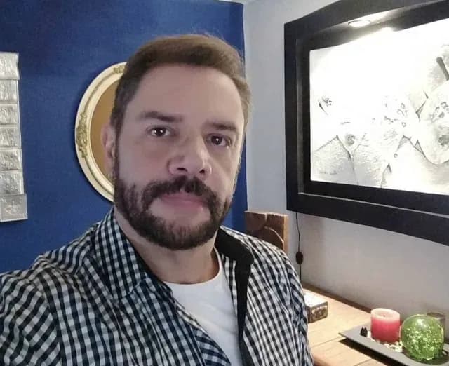 Héctor Parra, quien ahora está en prisión