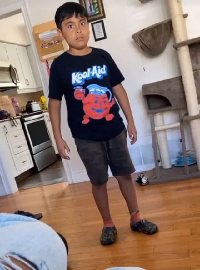 Niño Se Entera de que Messi Murió y se Hace Viral