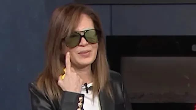 Yolanda Andrade en su programa de televisión