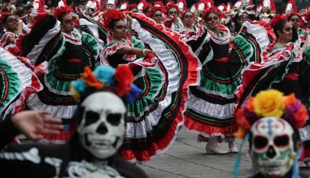 Desfile de Día de Muertos 2023 en CDMX