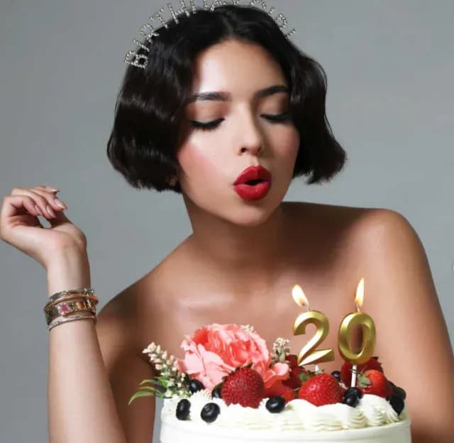 Ángela Aguilar celebró su vigésimo cumpleaños