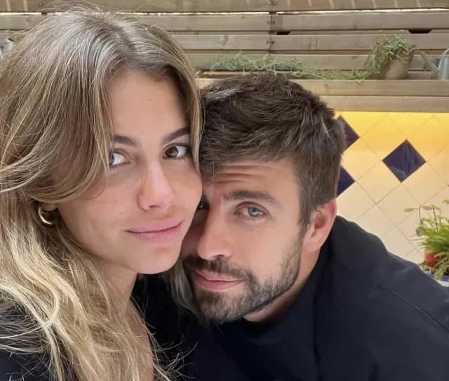 Gerard Piqué y Clara Chía juntos en una fotografía publicada en Instagram