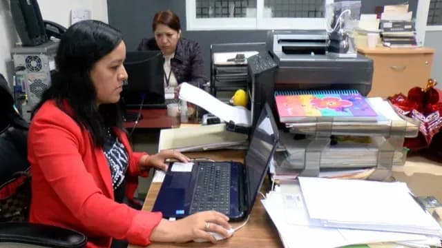 Los trabajadores no sabían si con el cambio de Gobierno se adelantaría aguinaldo.