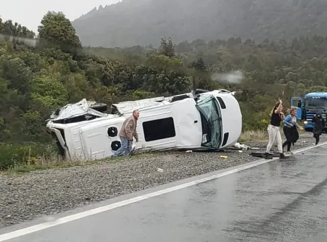 Camioneta con Turistas Choca Contra Camión en Argentina