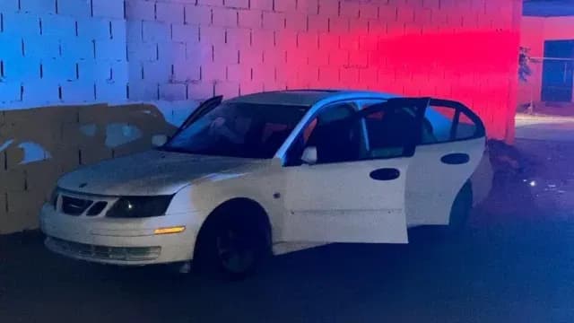 Vehículo involucrado en robo a joyería en Mexicali, BC. Foto: N+