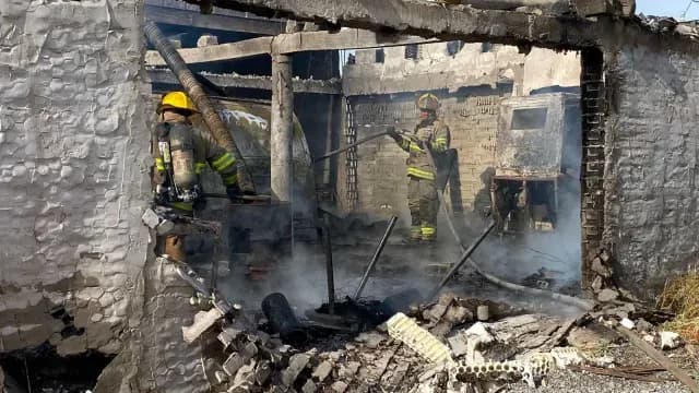 Se Registra Incendio en Taller de Carrocería