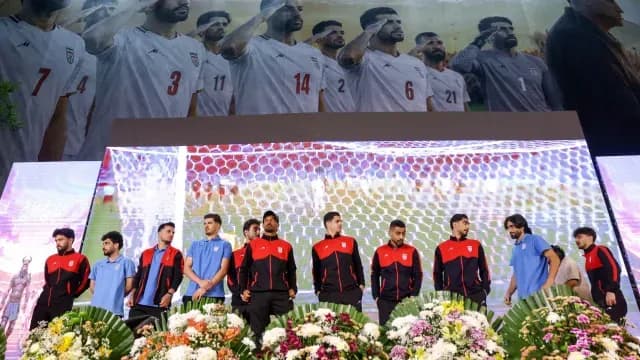 Ceremonia de despedida de la selección de Irán antes de su partida para el Mundial.