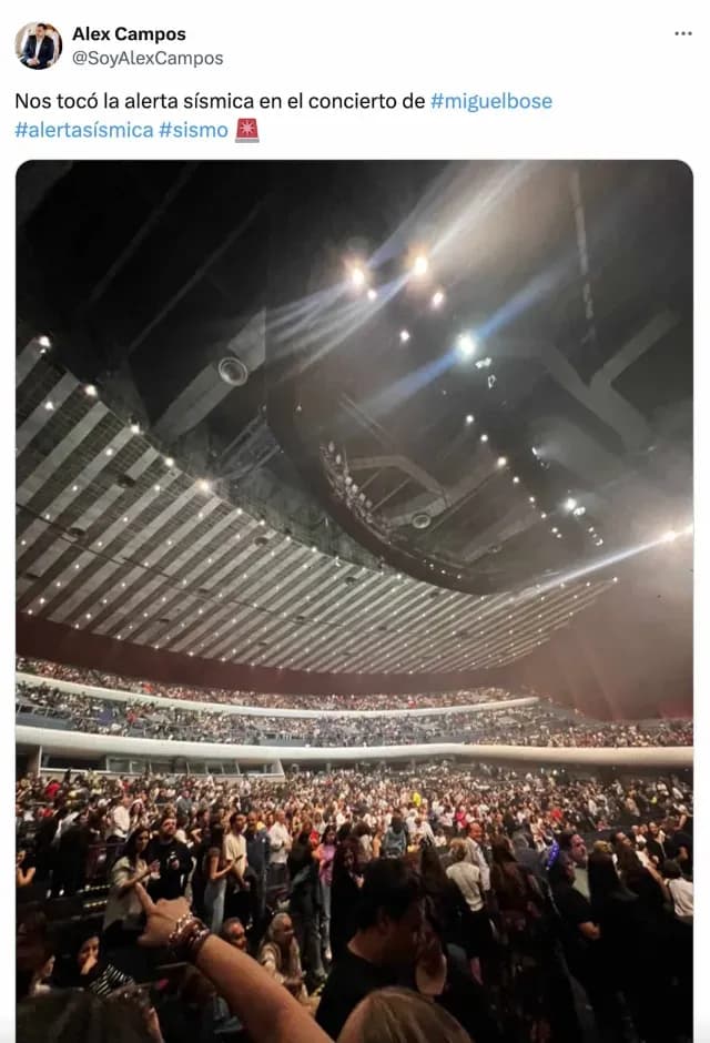 Alerta sísmica sonó en concierto de Miguel Bosé