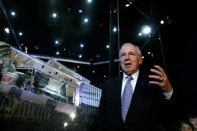 Jim Lovell, astronauta estadounidense, comandante de la misión Apolo 13