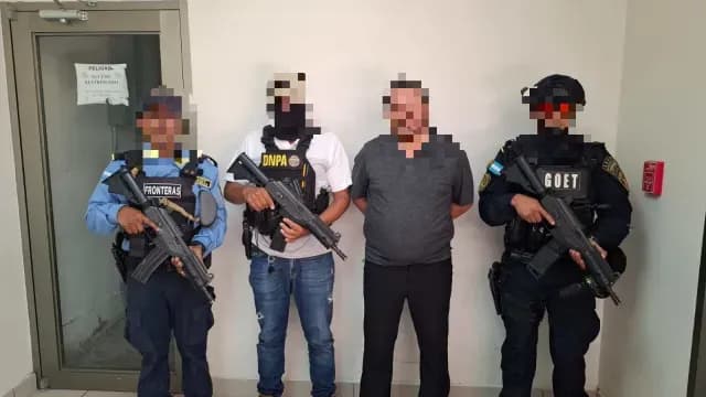 Detienen a Piloto Privado del Cantante Julión Álvarez por Tráfico de Drogas. Foto: @DNPA_Honduras