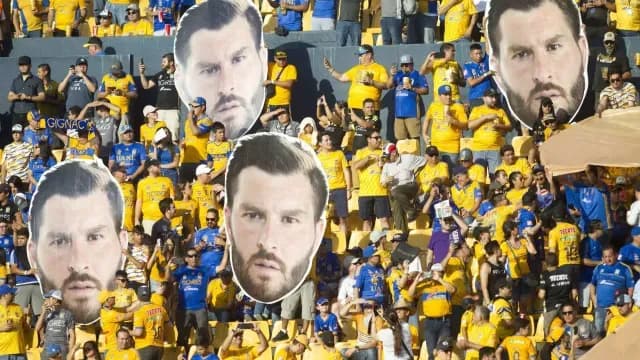 Gignac es todo un ídolo en Nuevo León. Foto Cuartoscuro