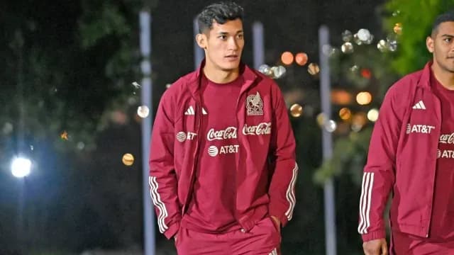 Orozco sustituyó a Héctor Moreno, contemplado para los últimos duelos en la Liga de Naciones. Foto: Twitter @miseleccionmx