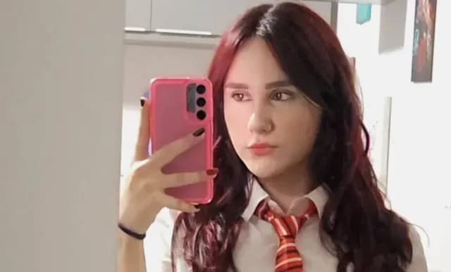 Júlia, doble de Dulce María que apareció en concierto de RBD