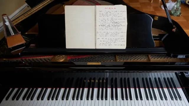 Piano Freddie Mercury