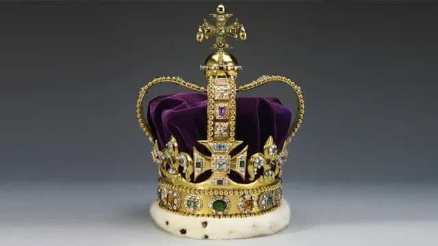 ¿Qué significa cada objeto de la coronación del rey Carlos III?