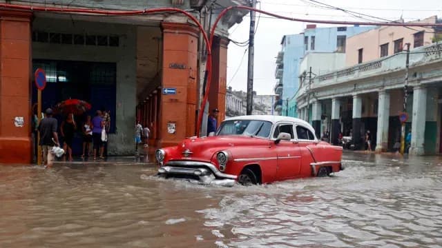 Huracán ‘Idalia’ ya es Categoría 4 y avanza hacia Florida, EU
