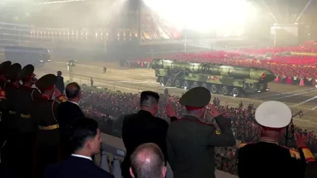 Misiles intercontinentales, en el desfile militar en Corea del Norte, el 27 de julio de 2023. Foto: Reuters