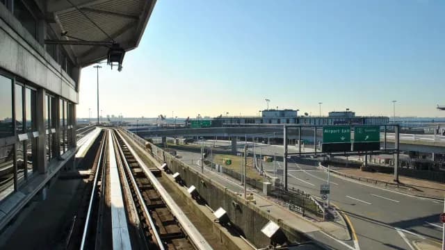 Dos aviones chocaron en el aeropuerto de Nueva York