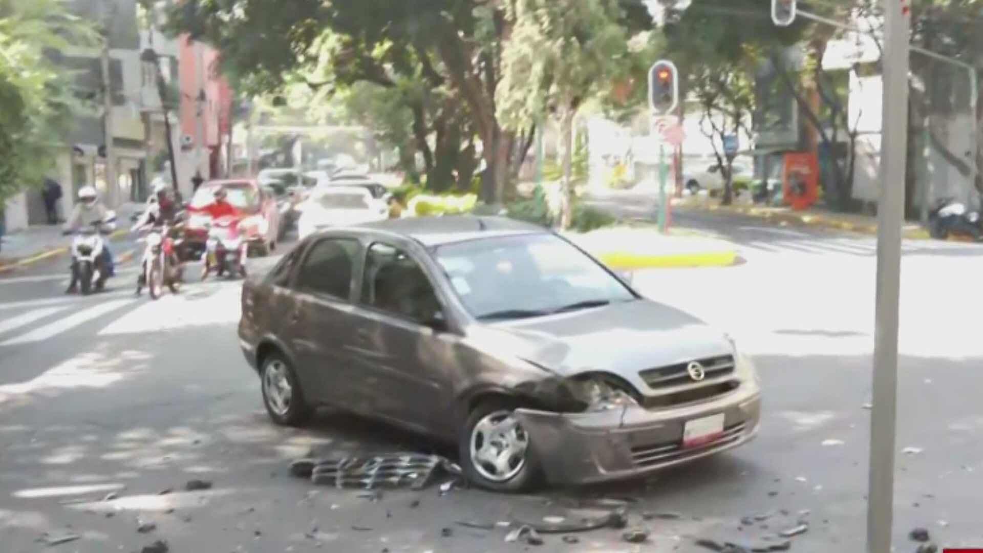 Aparatoso Accidente Hoy en División del Norte, CDMX