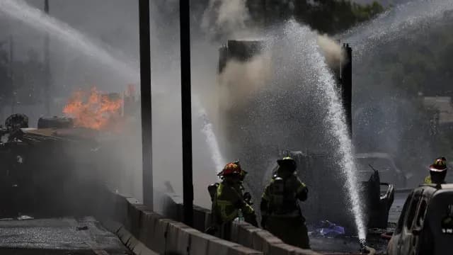 El siniestro tardó varias horas en ser controlado en Chile. Foto: Reuters