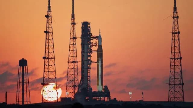 El cohete SLS que llevará a la misión Artemis II a la Luna