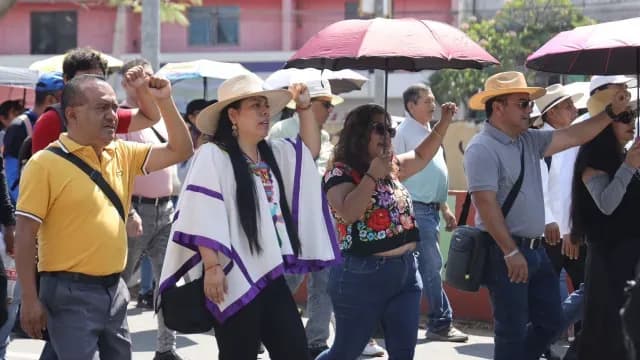 La CNTE calentó motores en Oaxaca, el pasado 15 de mayo, día del maestro. Foto: Cuartoscuro