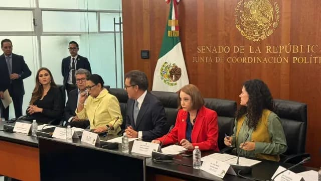 La secretaria de Gobernación entrega la reforma constitucional por Elección Judicial. Foto: N+