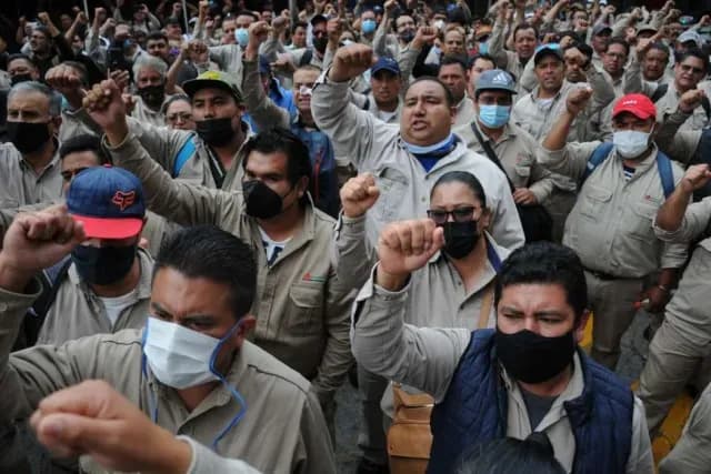 Trabajadores de la industria petrolera en México