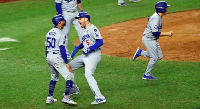Freddie Freeman tuvo un gran 'Clásico de Otoño'. Foto Reuters