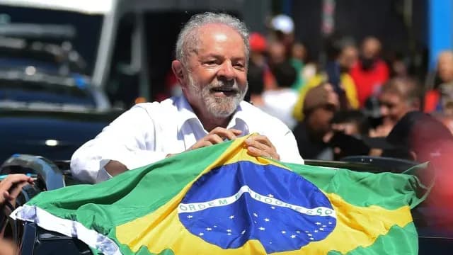 Lula da Silva durante campaña presidencial en Brasil