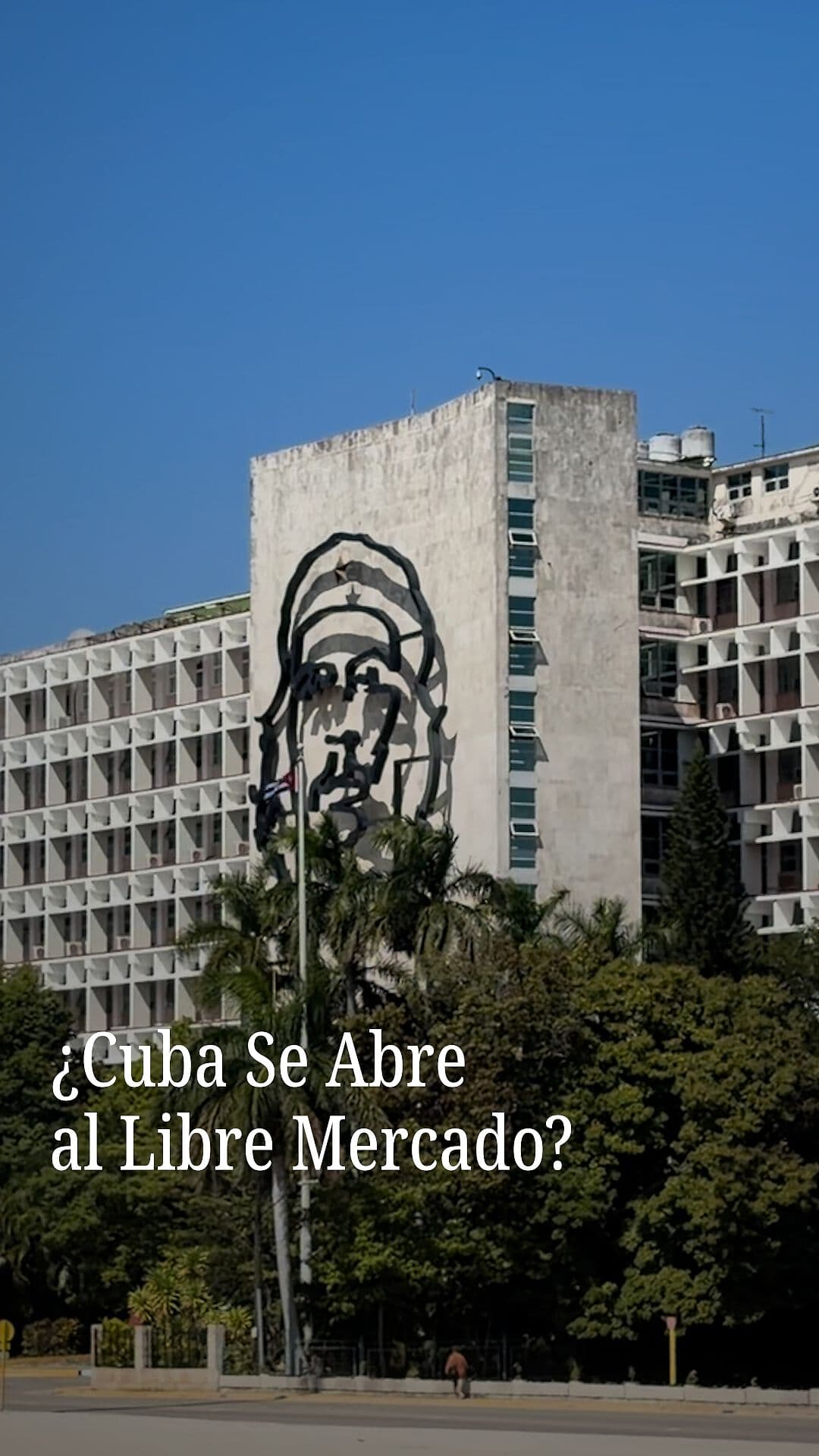 ¿Cuba Se Abre al Libre Mercado?