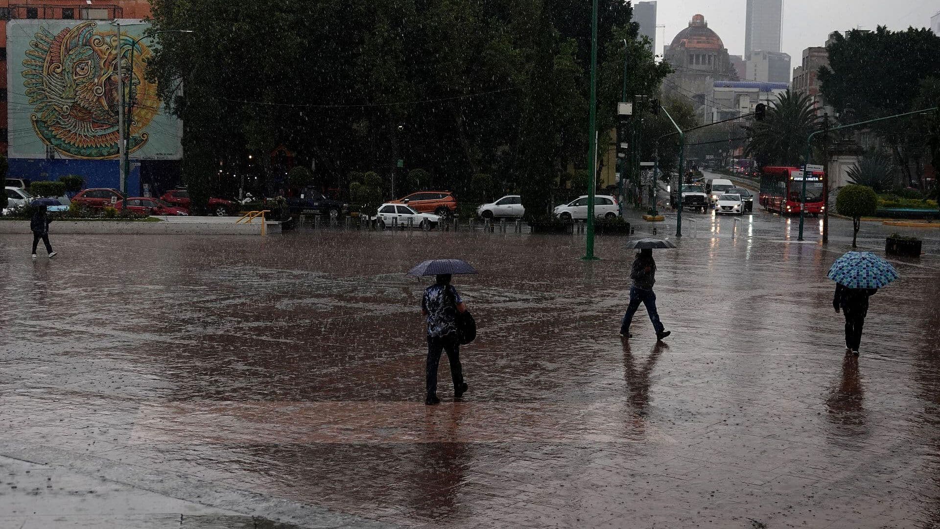 Lluvias Seguirán en Casi Todos los Estados del País
