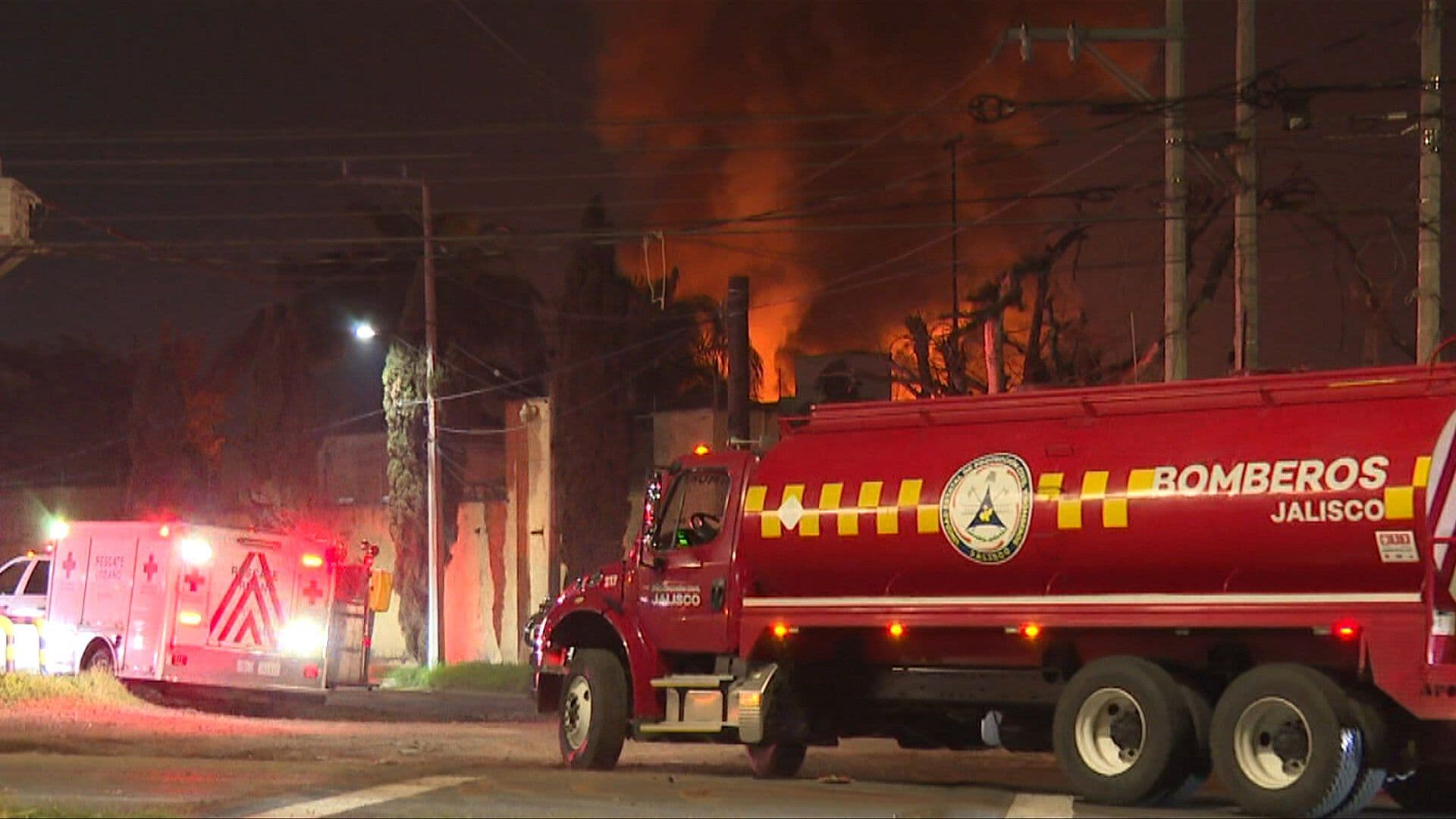 Incendio Destapa Huachicol en Municipio El Salto, Jalisco